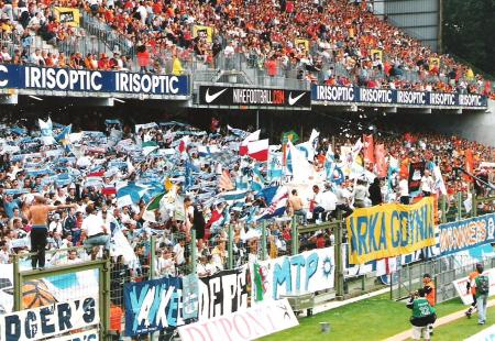 03-LENS-OM 01.jpg